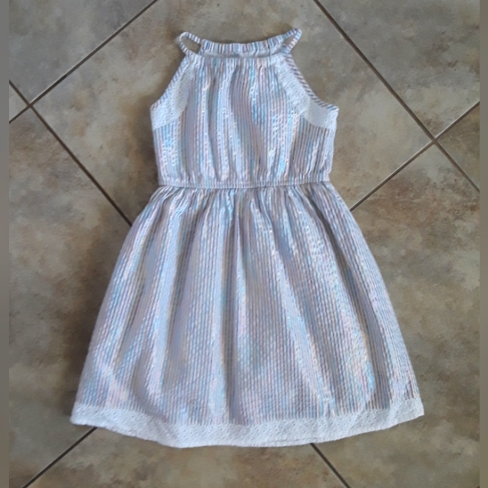 Casual Striped Girl's Summer Dress. Size: 6.